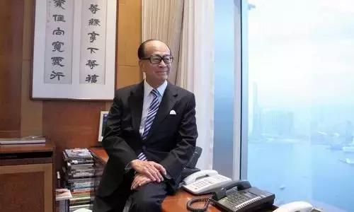 商界大佬的辦公室：看看哪個更牛逼 ，＊后一個才是真牛！