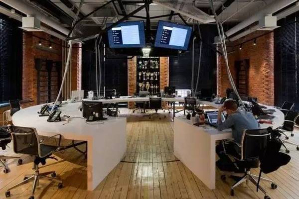 現(xiàn)代LOFT風格辦公室設(shè)計